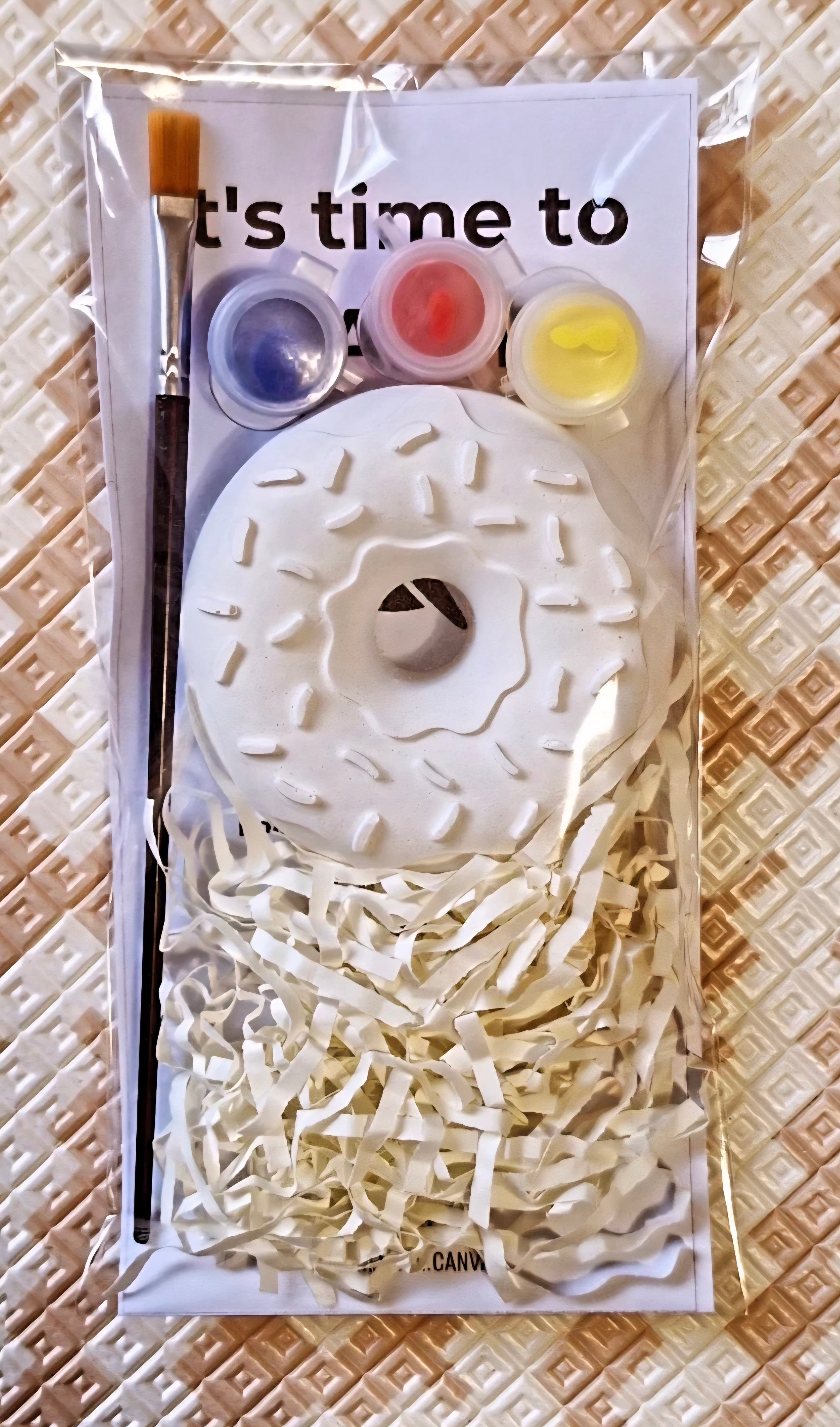 Donut plaster painting kit