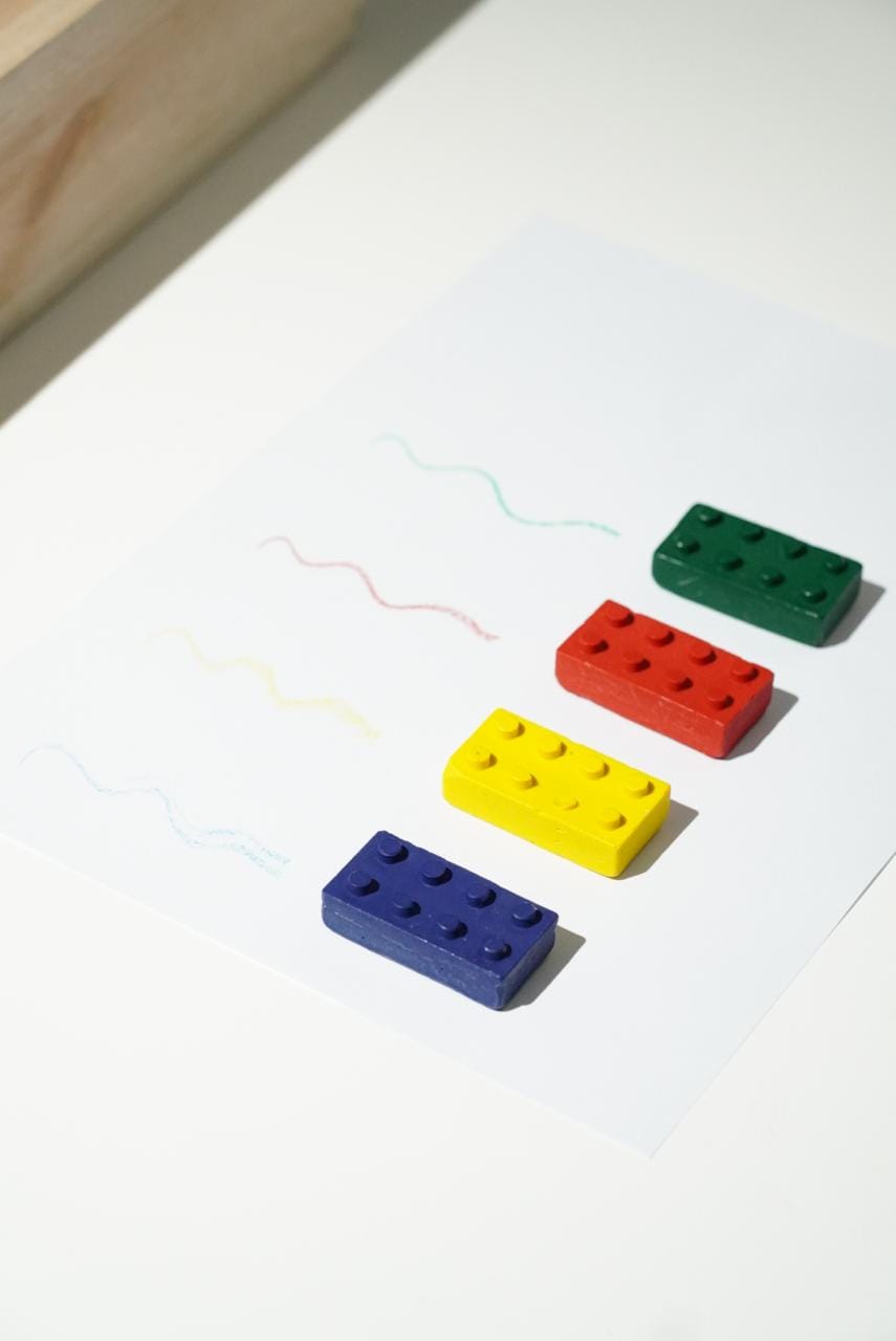 Lego Crayon set