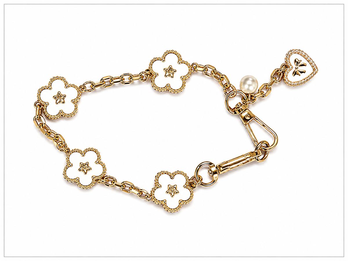 Fleur Charm short phone chain
